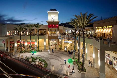 fashion valley stores near me